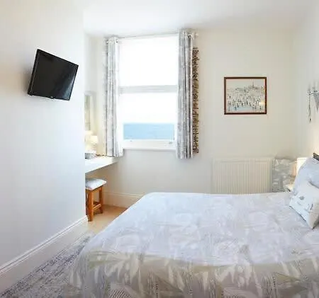 17, The Moorings - Stunning Sea Views *